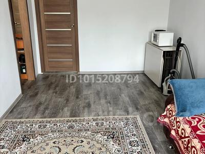 2-бөлмелі пәтер · 47 м² · 4/5 қабат, 14-шағынаудан 41, бағасы: 10.5 млн ₸ в Караганде, Алихана Бокейханова р-н