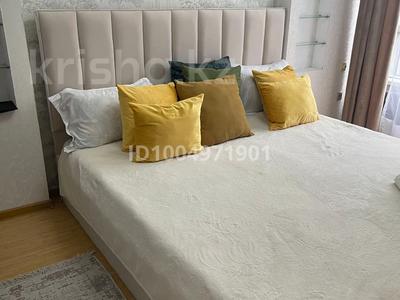 2-бөлмелі пәтер · 81.3 м² · 21/22 қабат, Бухар жырау 27/5, бағасы: 30 000 〒 в Алматы, Бостандыкский р-н