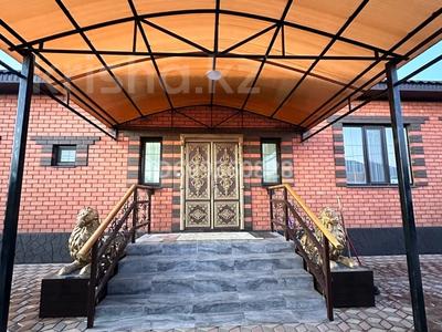 Жеке үй · 6 бөлме · 255 м² · 10 жүзд., Сарбаз 124а, бағасы: 65 млн ₸ в Актобе, СК Сарбаз
