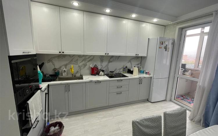 3-бөлмелі пәтер · 104 м² · 5/9 қабат, мкр Юго-Восток, татимбета, бағасы: 65 млн ₸ в Караганде, Казыбек би р-н — фото 12