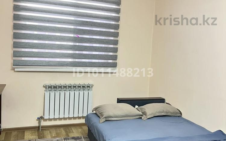1-комнатная квартира · 40 м² · 1/10 этаж, Райымбека 483 за 1 500 ₸ в Алматы, Алатауский р-н — фото 7
