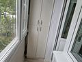 3-бөлмелі пәтер · 63 м² · 1/5 қабат, Каирбаева 96 — Район мечети, бағасы: 25 млн ₸ в Павлодаре — фото 2