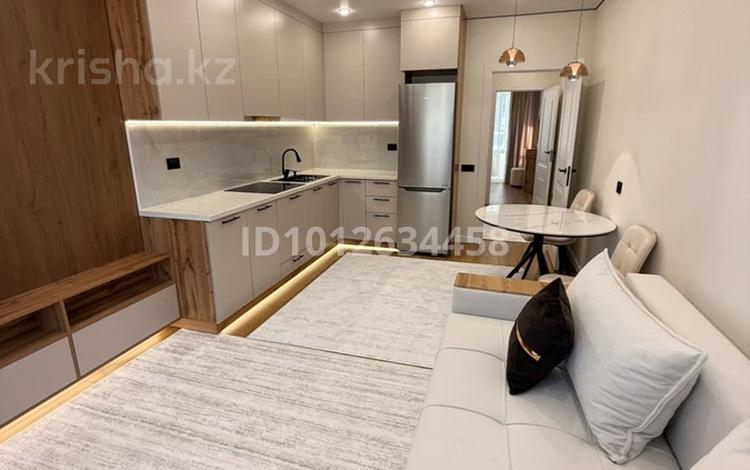1-комнатная квартира · 42 м² · 10/12 этаж, мкр Гажайып 10/15 за 300 000 ₸ в Алматы, Алатауский р-н — фото 2