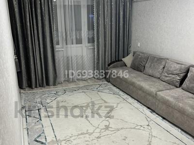 2-комнатная квартира, 48 м², 5/5 этаж помесячно, Алашхана 5 за 200 000 〒 в Жезказгане