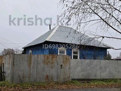 Отдельный дом · 2 комнаты · 64 м² · 6 сот., Переулок Хариузовский за 9 млн 〒 в Риддере