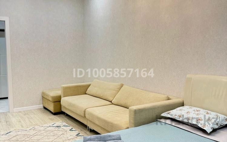 1-комнатная квартира · 48 м² · 7 этаж, Культегин 10 за 15 000 ₸ в Астане, Нура р-н — фото 2