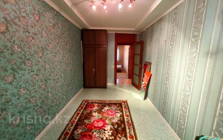3-бөлмелі пәтер · 59 м² · 4/5 қабат, Жаңа қала ш/а., Ерубаева, бағасы: 20 млн ₸ в Караганде, Казыбек би р-н — фото 10