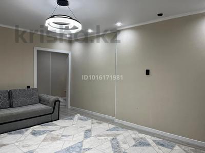 2-комнатная квартира · 72 м² · 13/13 этаж, мкр Акжайык, Сырым батыра за 250 000 ₸ в Шымкенте, Абайский р-н