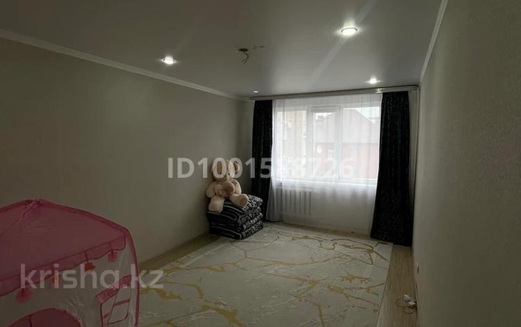 3-бөлмелі пәтер · 78 м² · 4/5 қабат, 8-марта 121, бағасы: 23 млн ₸ в Уральске — фото 2