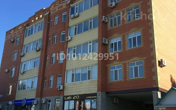 1-комнатная квартира · 52 м² · 5/5 этаж, мкр. Алтын орда, Санкибай батыра 48а за 16.5 млн ₸ в Актобе — фото 2