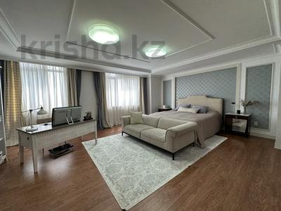 5-комнатная квартира, 250 м², Кошкарбаева 8 за 180 млн 〒 в Астане