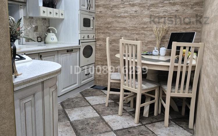 3-комнатная квартира · 62.8 м² · 4/4 этаж, мкр Новый Город, Пр.Н.Назарбаева за 38.3 млн ₸ в Караганде, Казыбек би р-н — фото 5