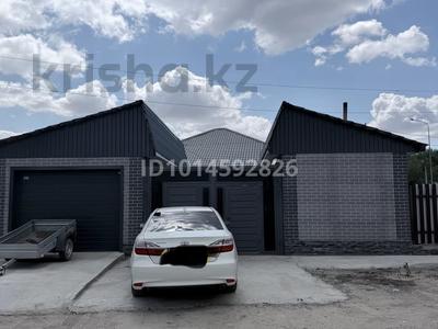 Отдельный дом · 4 комнаты · 160 м² · 4.9 сот., Жамакаева 203 за 75 млн ₸ в Семее