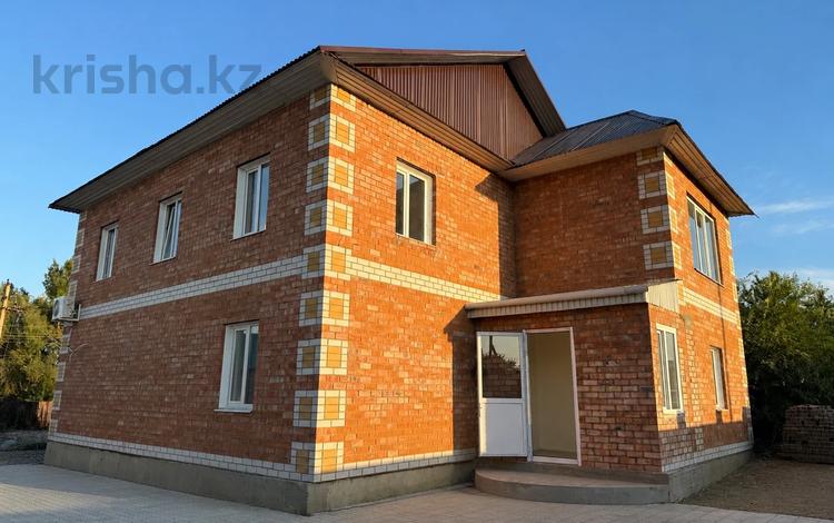 Дом · 4 комнаты · 240 м², Меллиораторов за 120 000 ₸ в Усть-Каменогорске, Ахмирово — фото 24