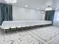 Дом · 4 комнаты · 240 м², Меллиораторов за 120 000 ₸ в Усть-Каменогорске, Ахмирово — фото 11