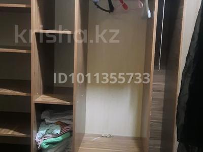 3-комнатная квартира · 58 м², мкр №8 — Алтынсарина,, Сатпаевп за 350 000 〒 в Алматы, Ауэзовский р-н