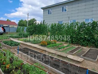 Отдельный дом · 8 комнат · 260 м² · 10 сот., Мухамедханова 19 — Есім хана за 46 млн 〒 в Актобе, жилой массив Акжар-2