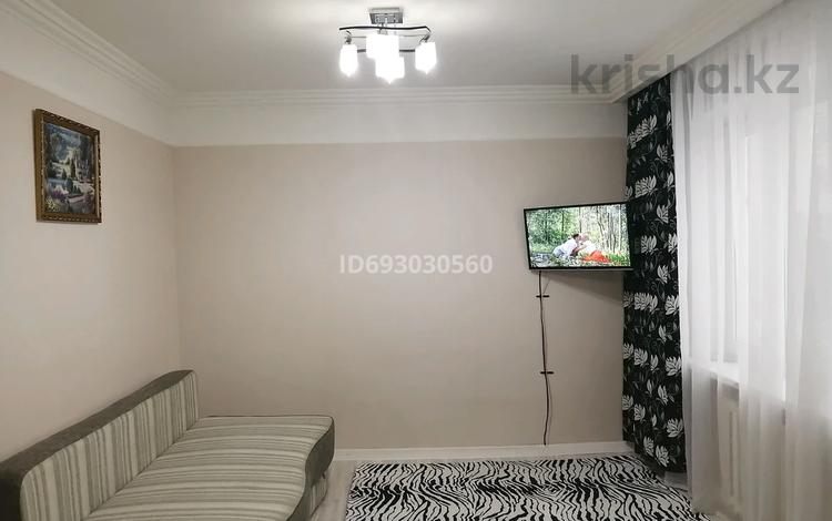 2-комнатная квартира, 36 м², 2/3 этаж помесячно, Сейфуллина 54/4