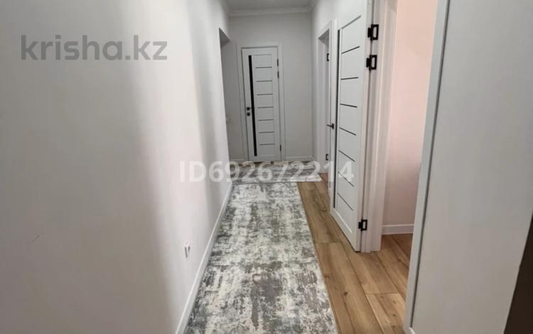 2-комнатная квартира, 57 м², 2/4 этаж, Нур Актобе, 1 Мкр 36к — возле супермаркета «Дина» за 15.8 млн 〒 — фото 2