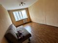 3-комнатная квартира, 58 м², 4/9 этаж помесячно, Малайсары Батыра за 150 000 〒 в Павлодаре — фото 3