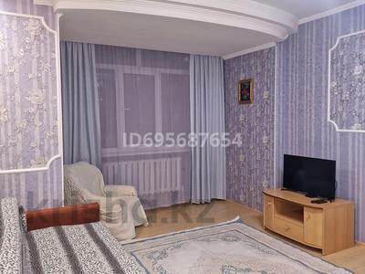 1-комнатная квартира · 50 м² · 9/18 этаж, Абая 8 — Рэдиссон, школа-лицей 11 за 13 000 〒 в Астане, Сарыарка р-н