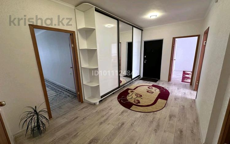 3-комнатная квартира · 83.5 м² · 7/9 этаж, Самал 99/1 — Возле спорт комплекс Жаик Арена за 30.5 млн ₸ в Уральске — фото 2