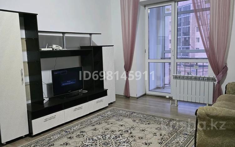 2-комнатная квартира, 71 м², 4/9 этаж помесячно, Бухар жырау 34