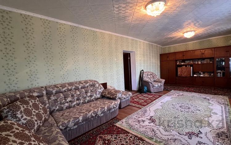 Отдельный дом · 4 комнаты · 114 м² · 6 сот., Байконурова 78 за 40 млн 〒 в Сатпаев — фото 3