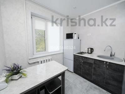 3-комнатная квартира · 50 м² · 2/5 этаж, Ак.Чокина 94 — 9 Школа за 25 000 ₸ в Павлодаре