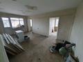 3-бөлмелі пәтер · 47.2 м² · 5/5 қабат, Ауэзова — Сауран, бағасы: 12 млн ₸ в Атырау, мкр Жилгородок
