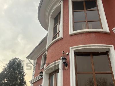 Отдельный дом · 6 комнат · 725 м² · 21.6 сот., Толе би 2А за 270 млн 〒 в 