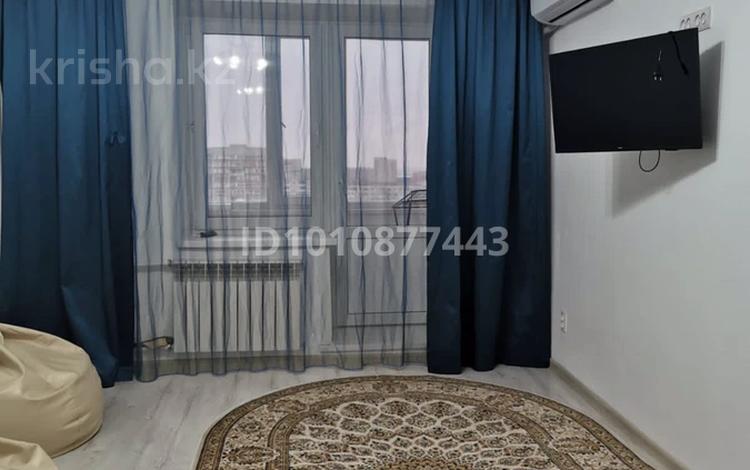 1-бөлмелі пәтер · 42 м² · 8/10 қабат, мкр 11 110, бағасы: 145 000 〒 в Актобе — фото 2