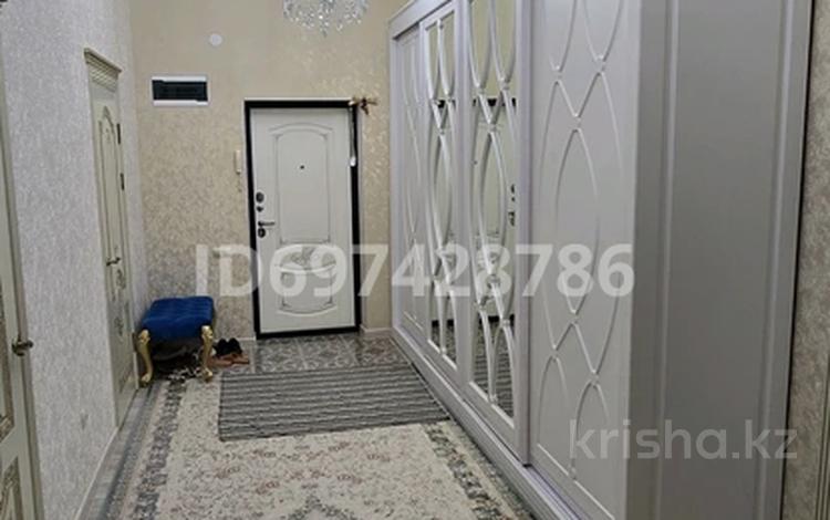 4-бөлмелі пәтер, 175 м², 5/9 қабат, 17-й мкр 29, бағасы: 70 млн 〒 в Актау, 17-й мкр — фото 2