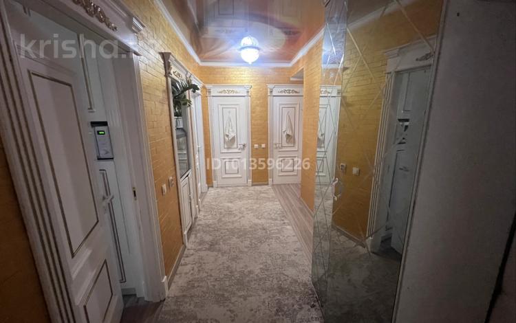 3-комнатная квартира · 80 м² · 8/10 этаж, Жунисова 4/9 — Сабденова / Алатау за 320 000 ₸ в Алматы, Наурызбайский р-н — фото 2