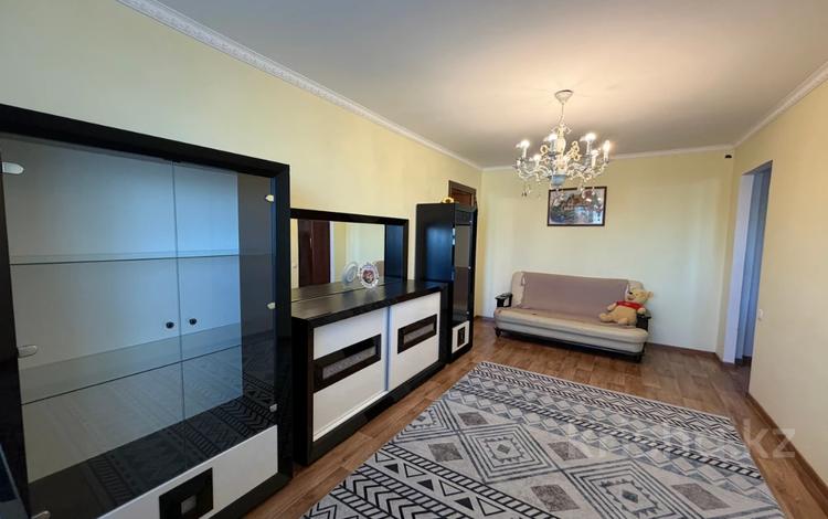 3-комнатная квартира · 60 м² · 4/5 этаж, мкр Центральный, Атамбаева 19 за 21.5 млн ₸ в Атырау — фото 2