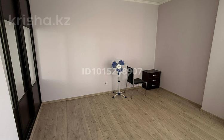 3-комнатная квартира · 72 м² · 5/8 этаж, мкр Айнабулак-2 32а за 320 000 ₸ в Алматы, Жетысуский р-н — фото 2