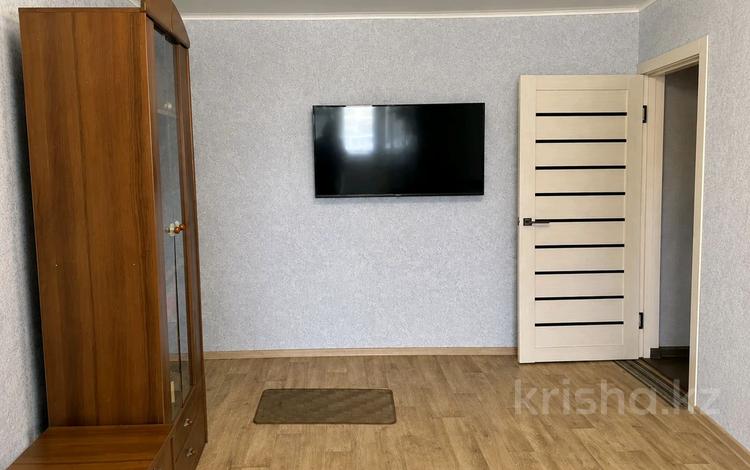 2-комнатная квартира · 50 м² · 4/5 этаж, Аль фараби 3а за 200 000 ₸ в Шымкенте — фото 2
