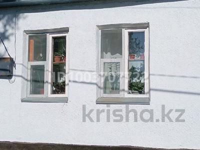 Отдельный дом · 2 комнаты · 37 м² · 8 сот., Жармухамедова 5 за 17 млн 〒 в Каргалы (п. Фабричный)