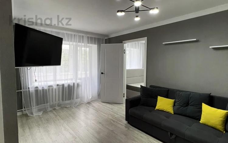 2-комнатная квартира · 44 м² · 4/5 этаж, Лободы 34 — Парк Вечного Огня за 220 000 ₸ в Караганде, Казыбек би р-н — фото 2