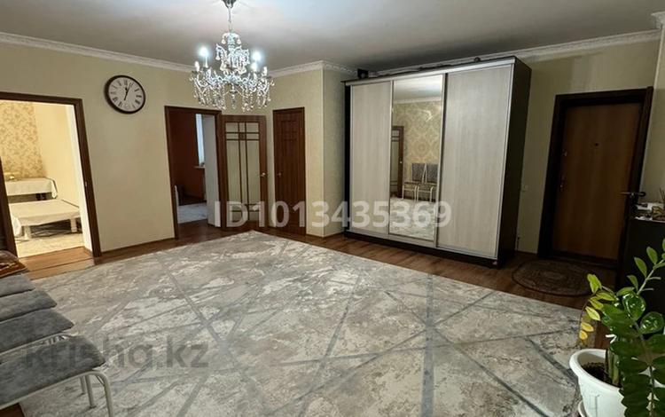 3-бөлмелі пәтер · 117 м² · 8/10 қабат, микрорайон Авангард-2 11Б — возле рынка Мерей, бағасы: 40 млн ₸ в Атырау, мкр Авангард-2 — фото 2
