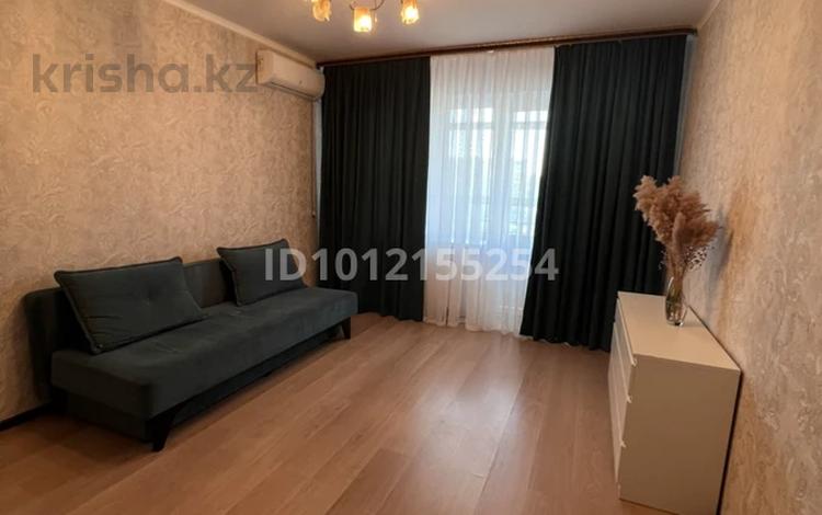1-комнатная квартира · 60 м² · 5/9 этаж, 10 25 за 130 000 ₸ в Аксае — фото 9