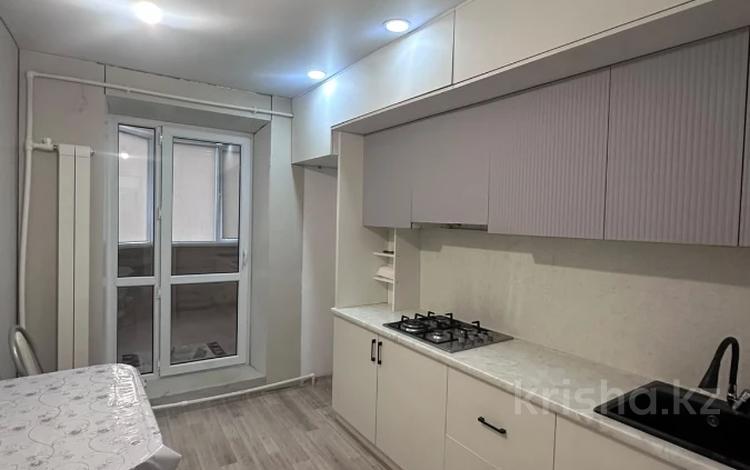 2-комнатная квартира · 50 м² · 2/10 этаж, мкр 8 за 19.5 млн ₸ в Актобе — фото 8