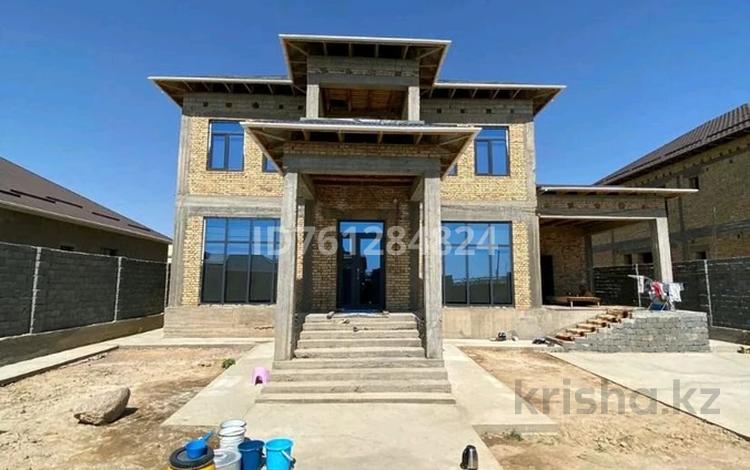 Отдельный дом · 10 комнат · 300 м² · 8 сот., Акмешит 4/1 — Напротив государственных Садик номер 4. за 65 млн 〒 в Сарыагаш — фото 2