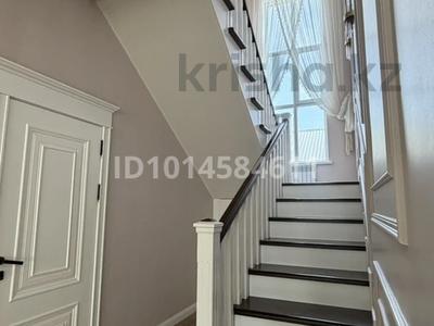 Дом · 10 комнат · 500 м², Құлыншақ ақын 72 — ул Тараз,Олимпик центр,Мансап орталығы за 95 000 ₸ в Туркестане
