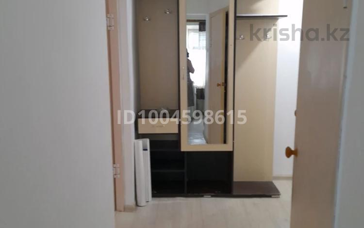 2-бөлмелі пәтер · 60 м² · 3/5 қабат, Муратбаева — Находится на Универсаме, бағасы: 11 млн ₸ в  — фото 2