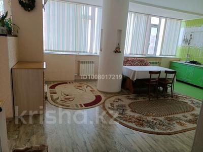 1-комнатная квартира · 54 м² · 9/10 этаж, мкр. Алтын орда, Пр-т А.Молдагкловой 58 — Жил.комплекс Емшан за 160 000 〒 в Актобе