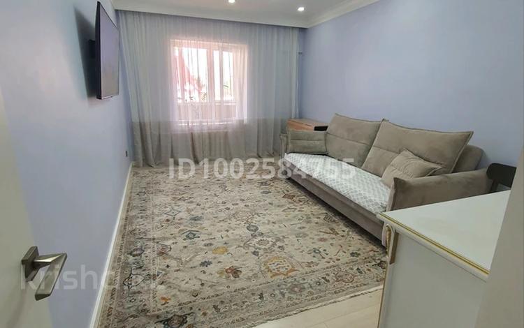 3-комнатная квартира · 70.4 м² · 3/5 этаж, Абая 1в — Находится возле церкви за 38.5 млн ₸ в  — фото 2