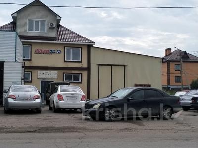 Еркін, кеңселер, дүкендер мен бутиктер, қоймалар, қоғамдық тамақтану орны, монша, қонақ үй және демалыс орындары, медорталықтар мен дәріханалар, білім орталықтары, ойын-сауық · 905.8 м², бағасы: 60 млн ₸ в Петропавловске