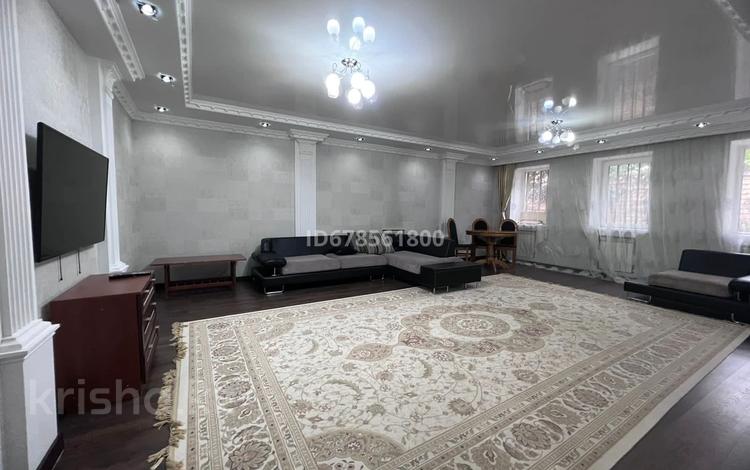 Отдельный дом · 6 комнат · 170 м², Звездная 41 за 600 000 〒 в Актобе — фото 2