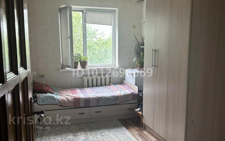 2-комнатная квартира · 42 м² · 5/5 этаж, 8-й микрорайон, 8-й микрорайон 27 — Октябрьская 27 за 17 млн ₸ в Шымкенте, Туран р-н — фото 2